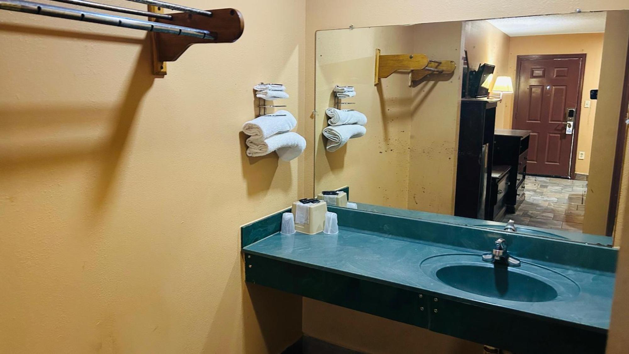Budget Inn Beebe Экстерьер фото